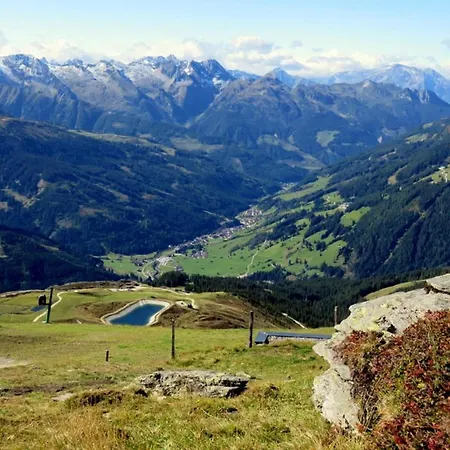 Daire In Near Alpine Peaks